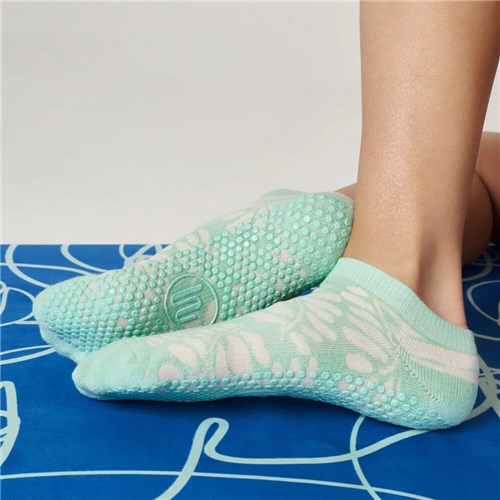 670034-move-active-low-rise-grip-mint-canvas-1