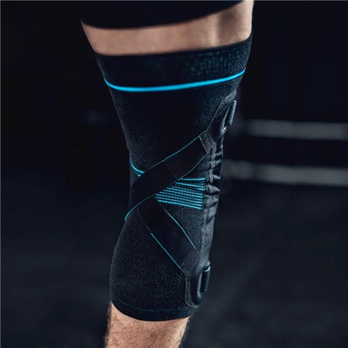 WEB-FP110-ossur-formfit-pro-knee-oa-black-1