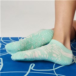 670034-move-active-low-rise-grip-mint-canvas-1